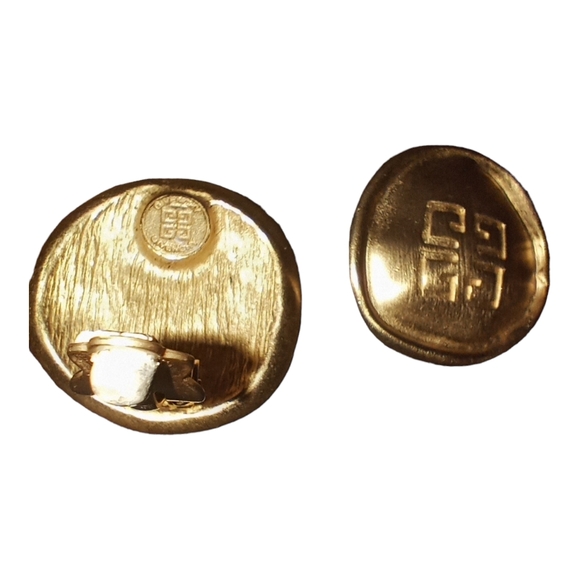 Givenchy Vintage Clip On Earrings Logo Brushed Satin Gold Tone Signed - Picture 4 of 4